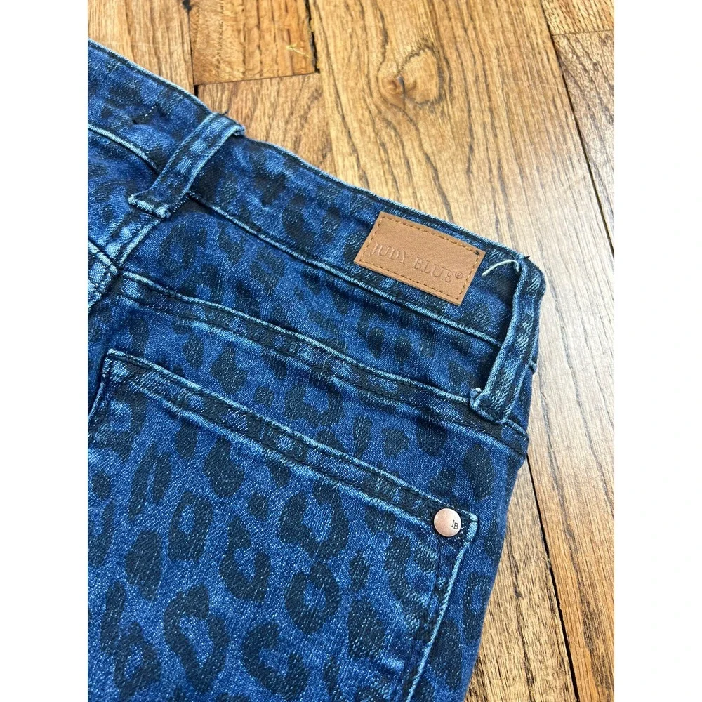 Judy Blue 1|25 Denim Cheetah Blue Jeans Skinny Fit Distressed‎ Size 25x28